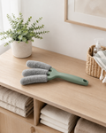 Three-pronged blind cleaning brush